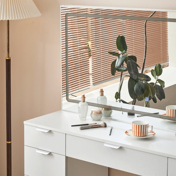 Haven And Hue | LED Mirror Vanity Dressing Table